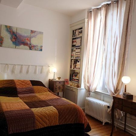 44 Rue Cap Bed and Breakfast Caen Eksteriør billede