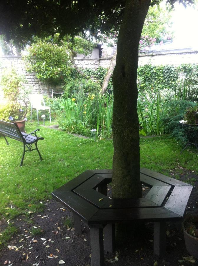 44 Rue Cap Bed and Breakfast Caen Eksteriør billede